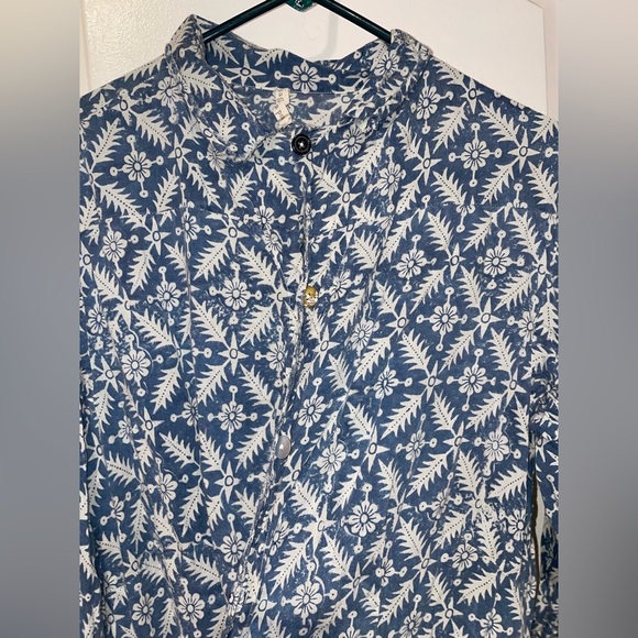 New! Magnolia Pearl Blue Birch Patterned Button Down Tunic 💙 RARE! Onesize - Picture 6 of 15